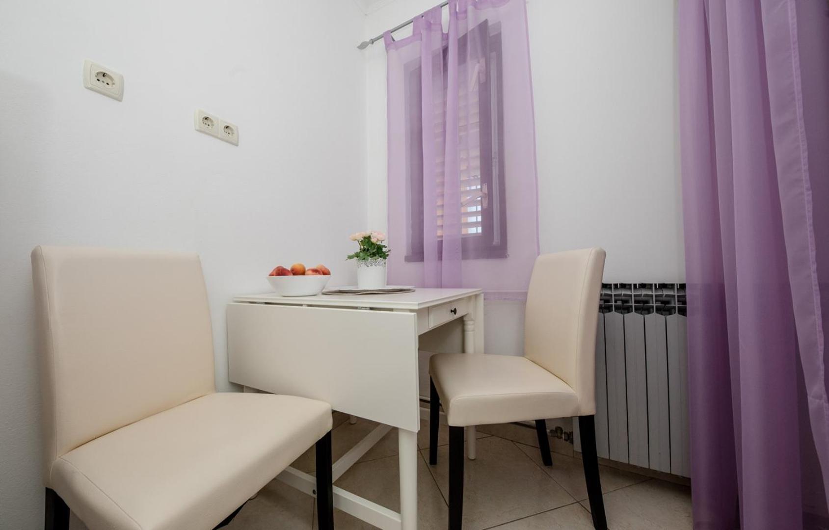 Apartments Makaus Supetarska Draga Cameră foto